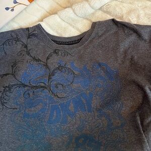 DKNY Adult Unisex L/XL Grey Blue Green Graphic Spring School Colorful Tee Casual